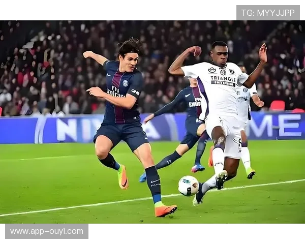 巴黎圣日耳曼5-0马赛技术统计：射正次数悬殊，进攻效率碾压